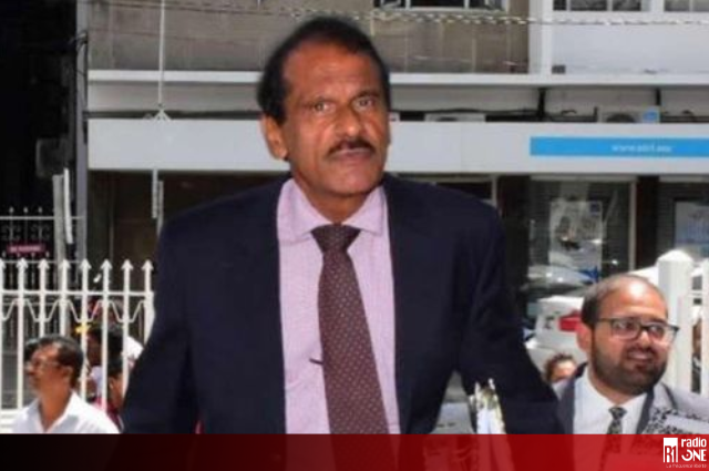 Rampersad Sooroojbally, le nouveau commissaire de police, prend ses ...