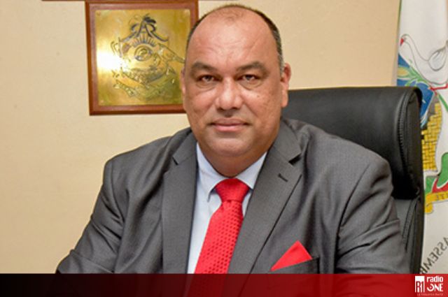 Johnson Roussety Tensions au sein du gouvernement national : Johnson Roussety critiqué ...